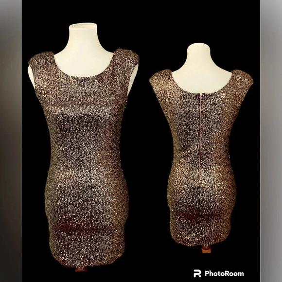 MINKPINK gold sequin mini dress shoulder pads size small partydress - Picture 1 of 4